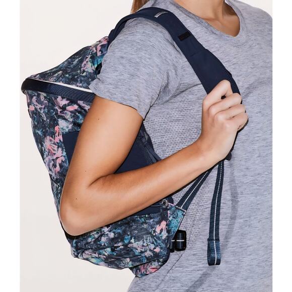 Lululemon Run All Day Backpack II Hydration Running Pack 13L main image 10